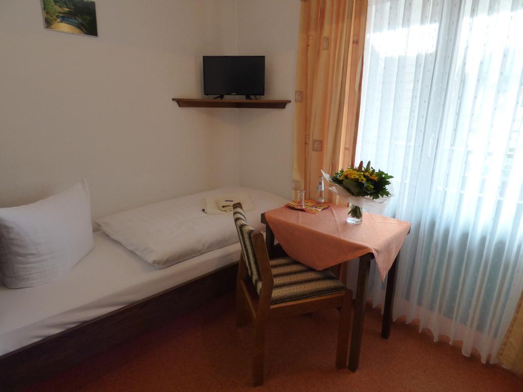 Pension Gasthof Zum Lamm Bischofsheim an der Rhön Exteriör bild